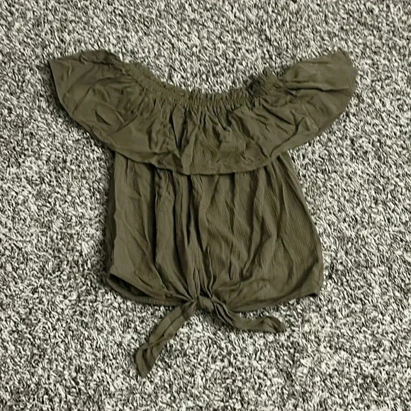 Express Blouses for Women - Picture 1 of 3